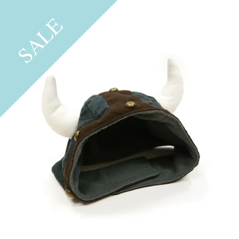 - Remote interactive pet feederViking Helmet Hat
