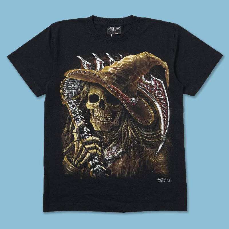 - Parrot climbing and standing wooden frameVintage Skull T-Shirt Medium
