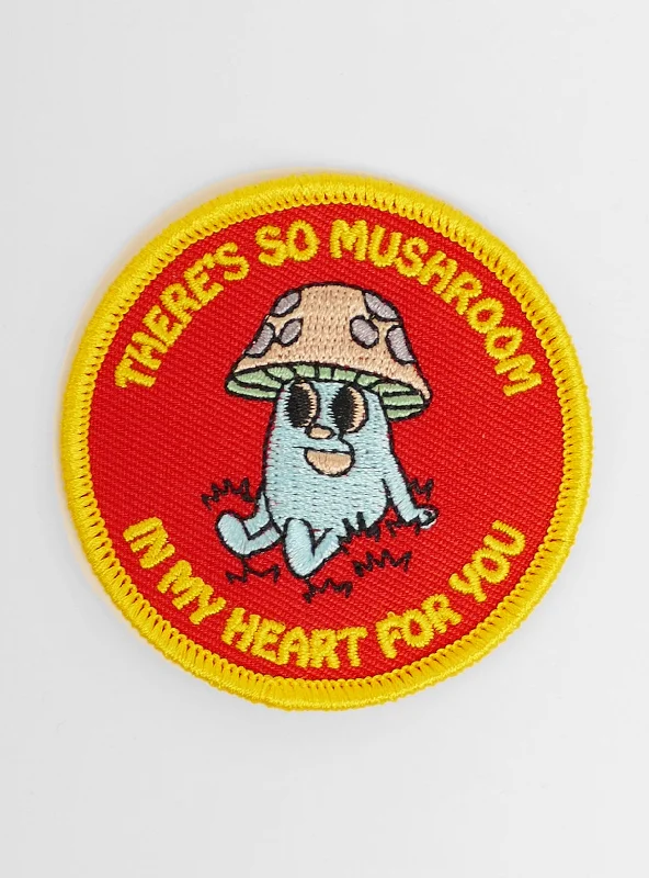Pet easy-to-wear and take-off design clothesMushroom Patch