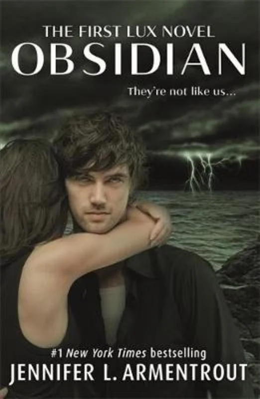 - Pet monitor with cameraObsidian (Lux - Book One)