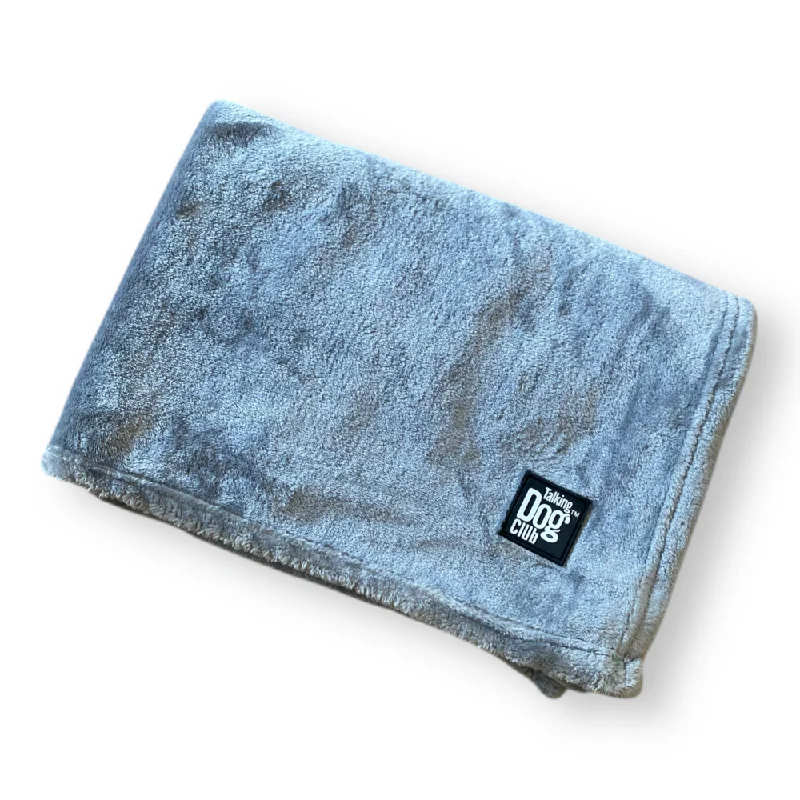 - Dog anti-slip matTalking Dog Club Fleece Blanket For Dogs (Silver Grey)