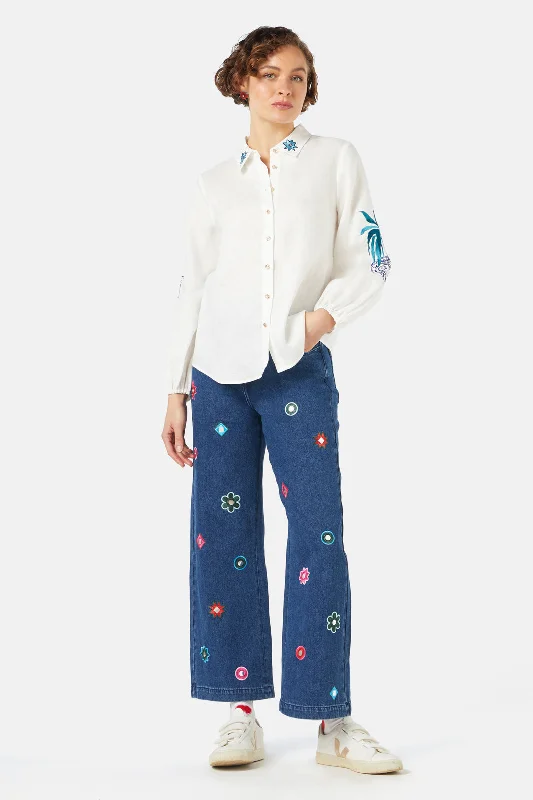 - ​​Christmas pet Christmas clothingTara's Studio Shirt
