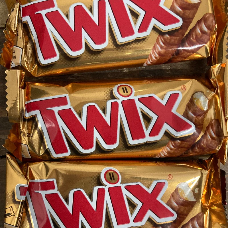 - Solid wood cat climbing frame customized12x Twix Chocolate Bars (4 Packs of 3x50g)