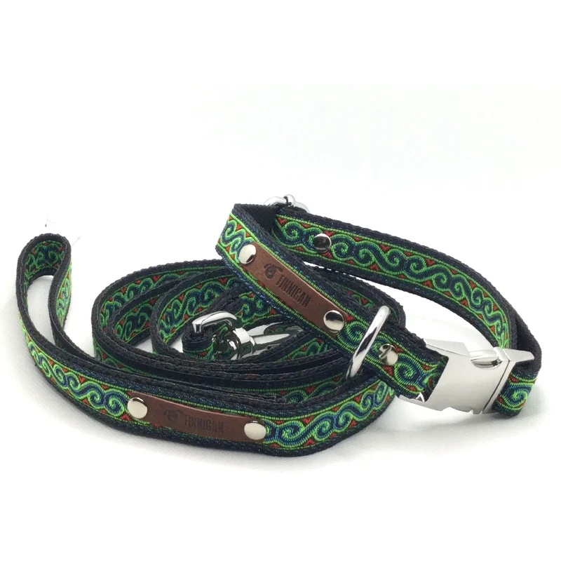 - Degradable pet feces bagGreen Paisley 20mm Collar and Lead Set